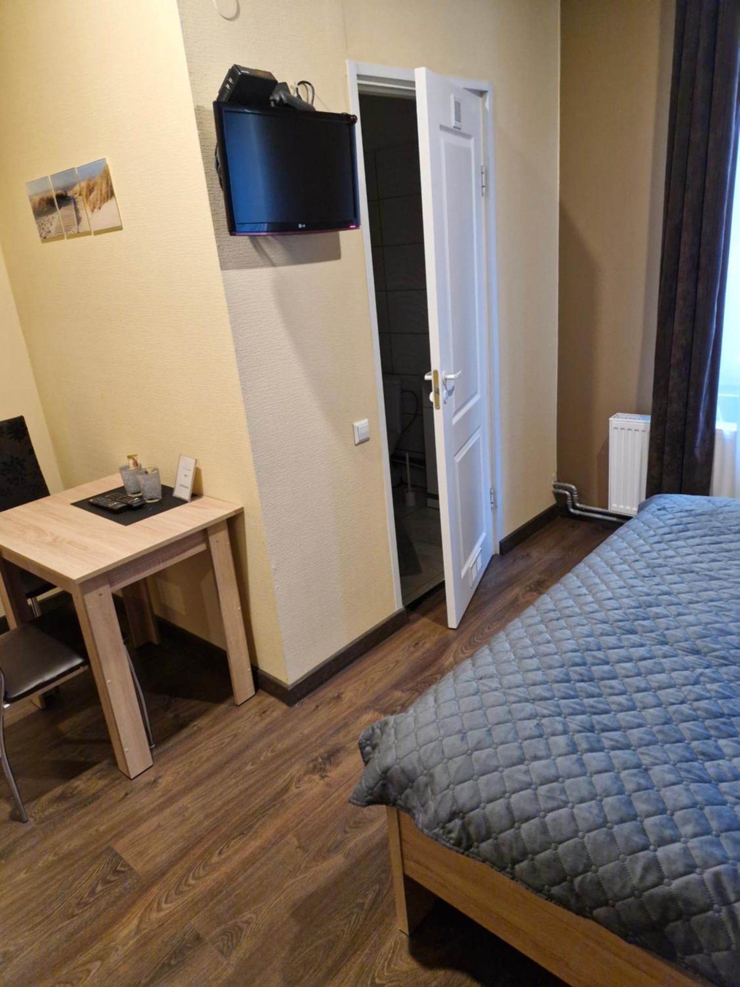 Hotel Portoss à Ventspils Extérieur photo