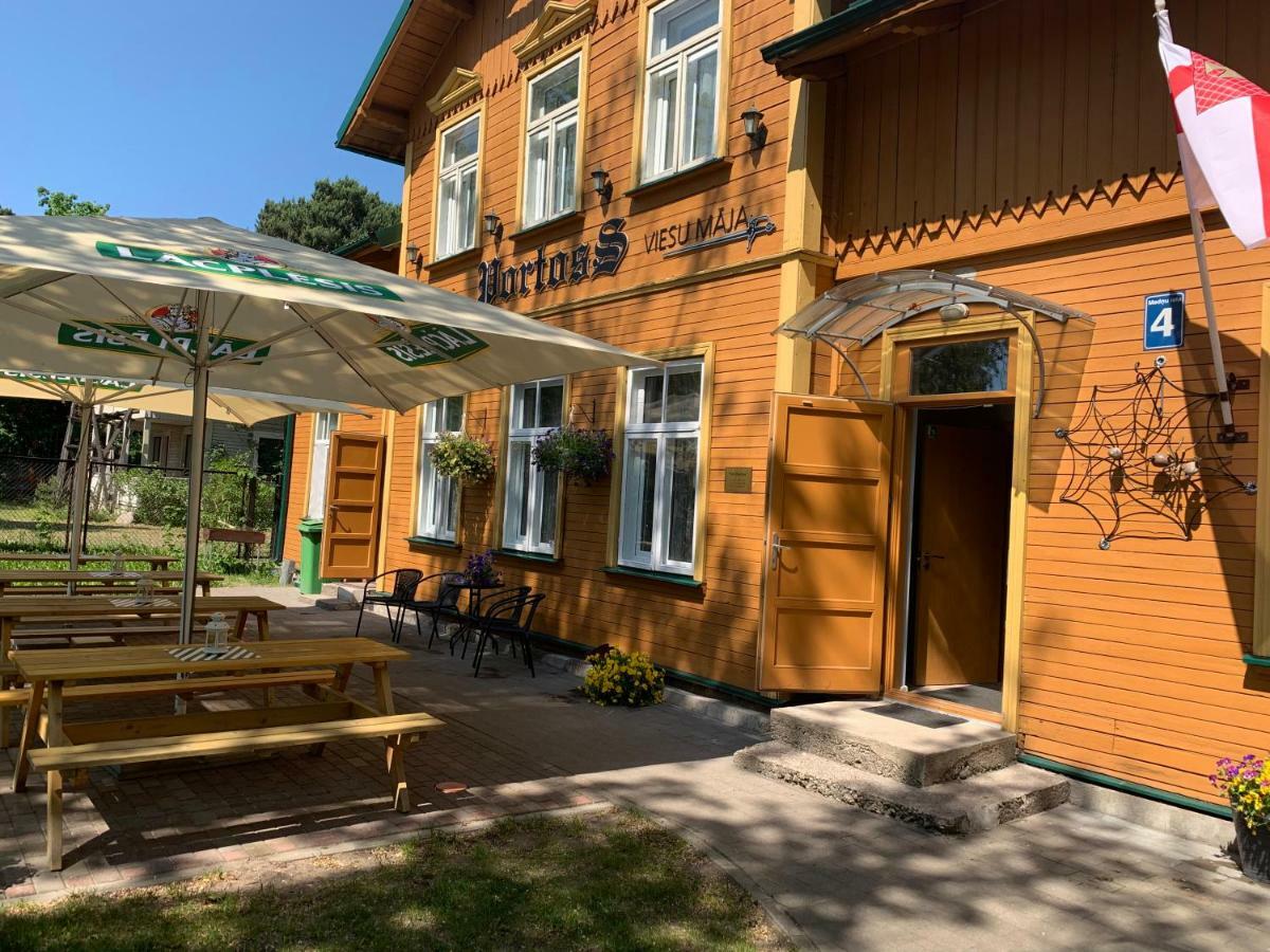 Hotel Portoss à Ventspils Extérieur photo